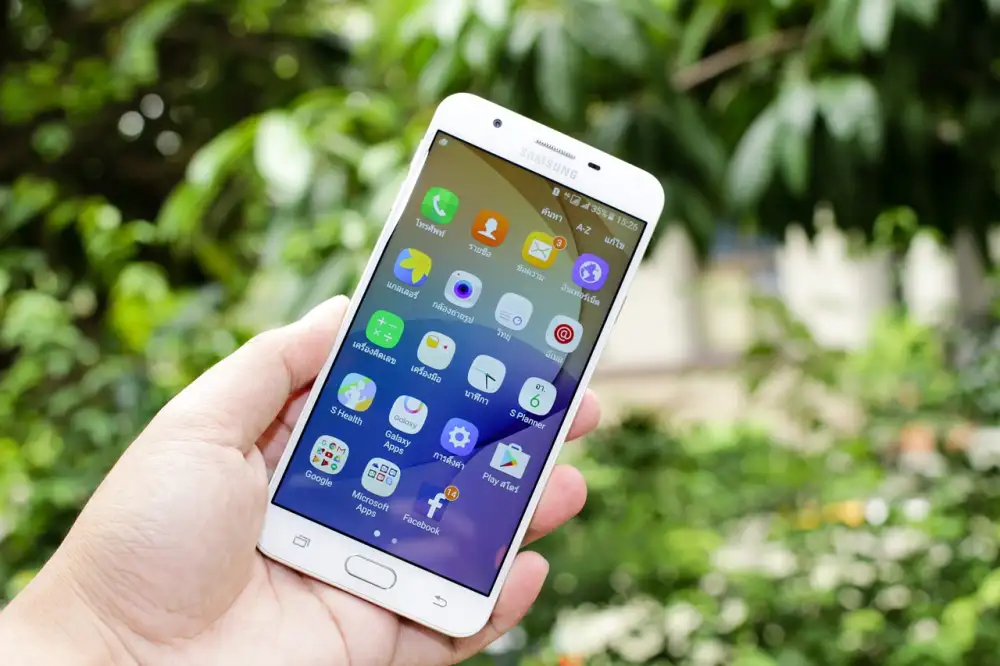 Samsung Galaxy S22 Recenze